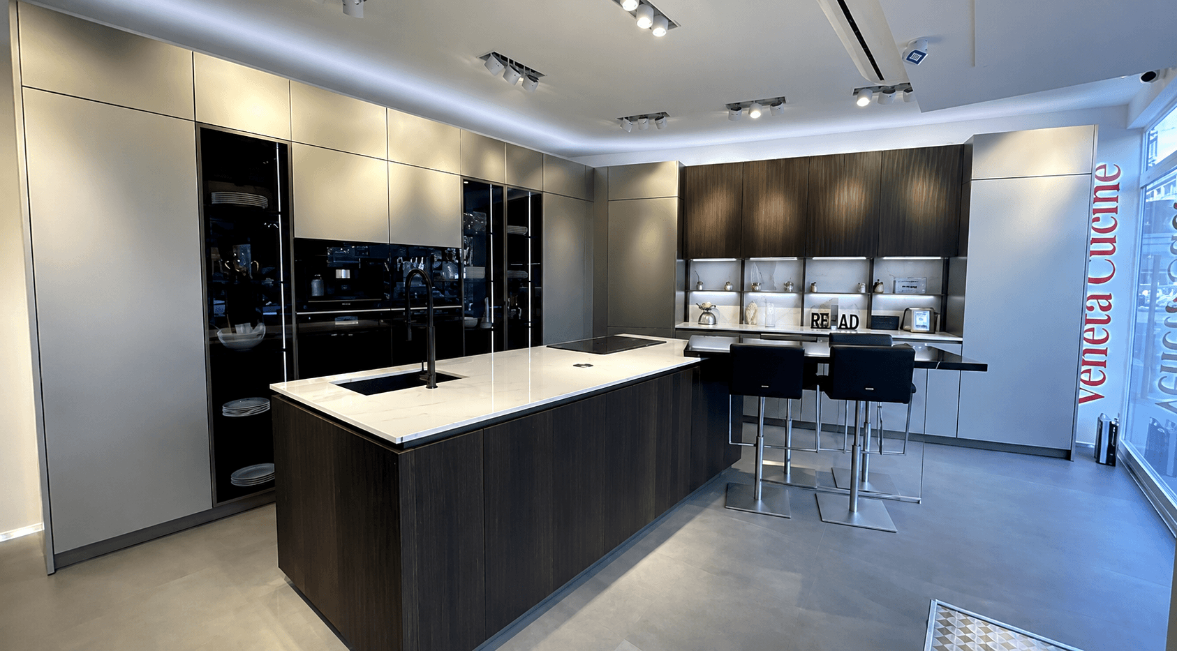 Showroom Surfacestone