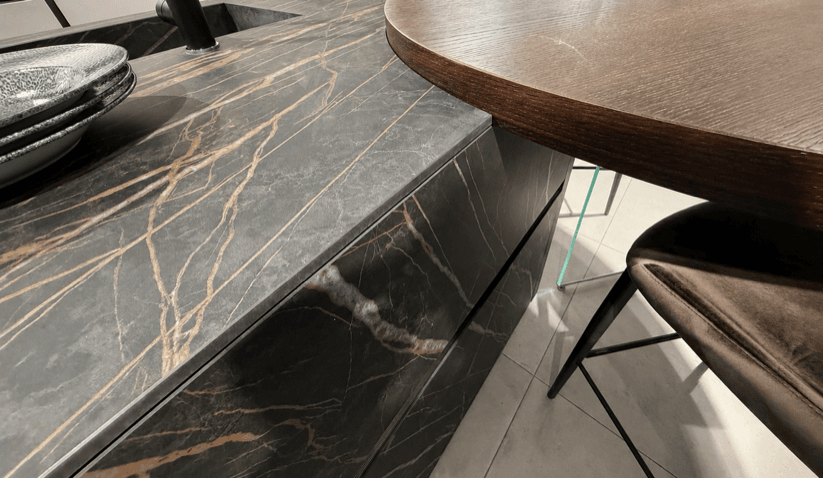 Cuisine en Nero Imperial — projet 2