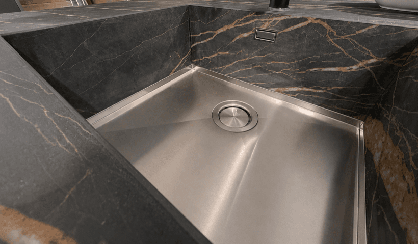 Cuisine en Nero Imperial — projet 3
